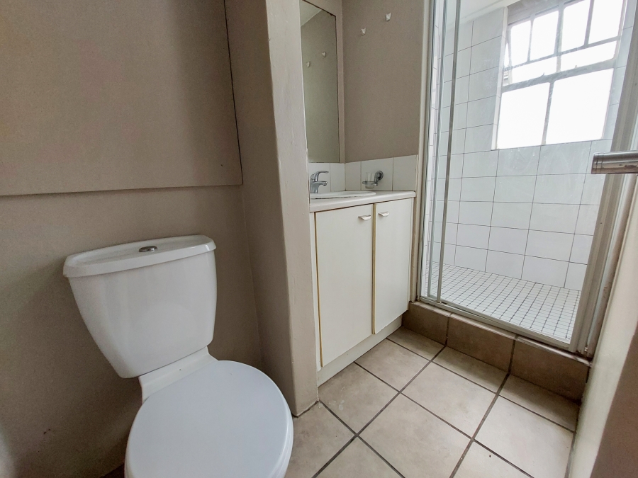 1 Bedroom Property for Sale in Houghton Estate Gauteng