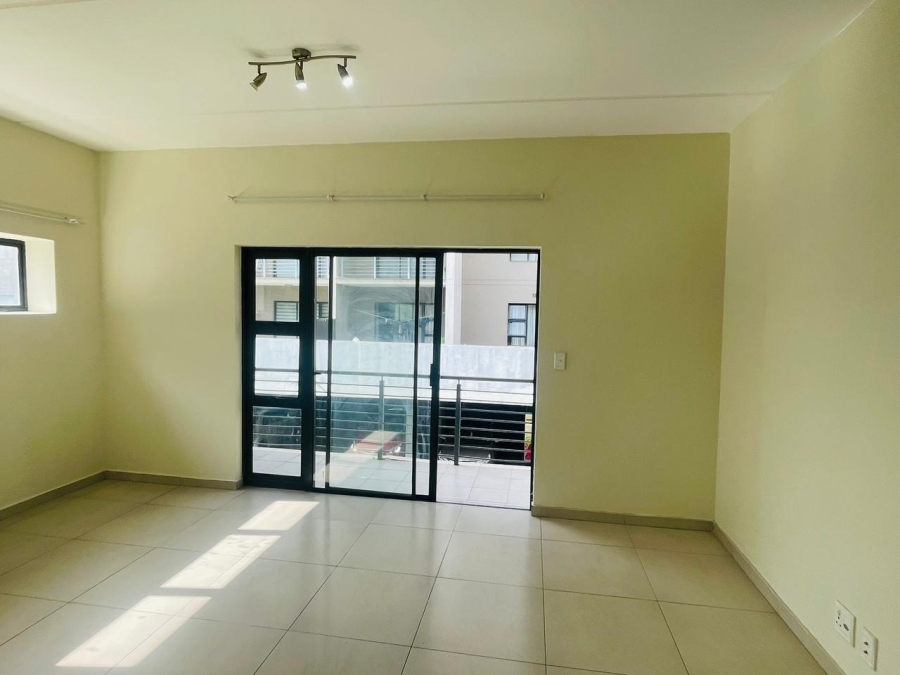 1 Bedroom Property for Sale in North Riding Gauteng