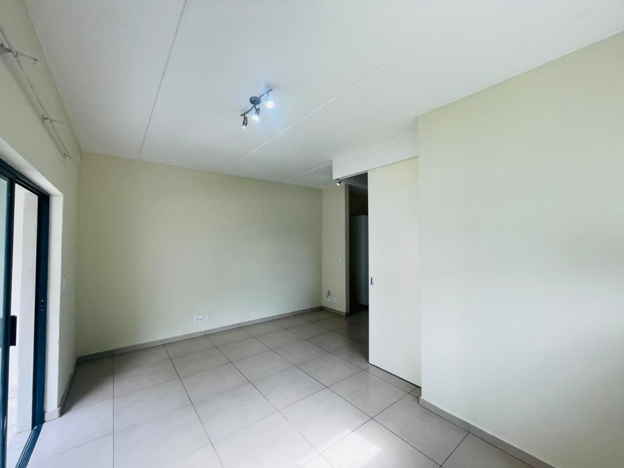 1 Bedroom Property for Sale in North Riding Gauteng