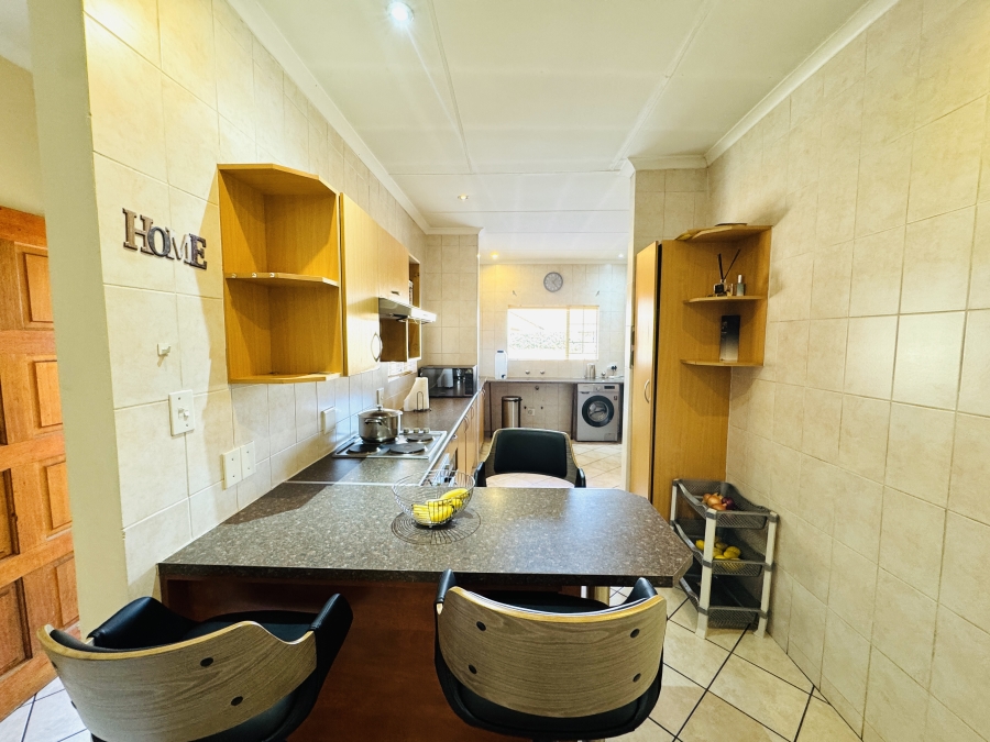 3 Bedroom Property for Sale in Thatchfield Manor Gauteng