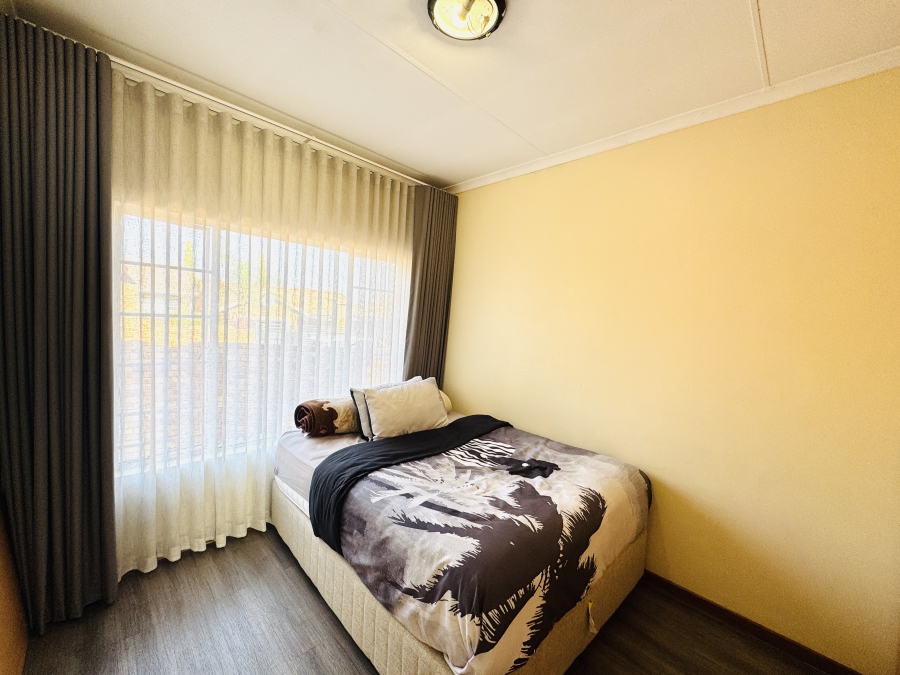 3 Bedroom Property for Sale in Thatchfield Manor Gauteng
