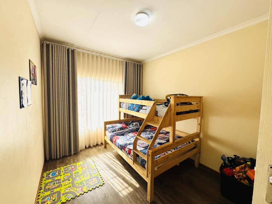 3 Bedroom Property for Sale in Thatchfield Manor Gauteng