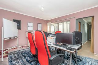 6 Bedroom Property for Sale in Bloubosrand Gauteng