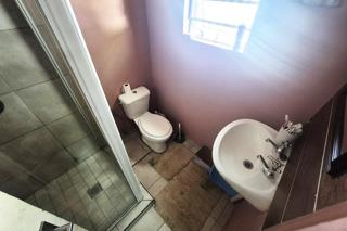 6 Bedroom Property for Sale in Bloubosrand Gauteng