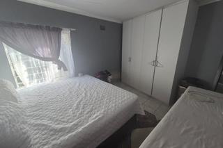 6 Bedroom Property for Sale in Bloubosrand Gauteng