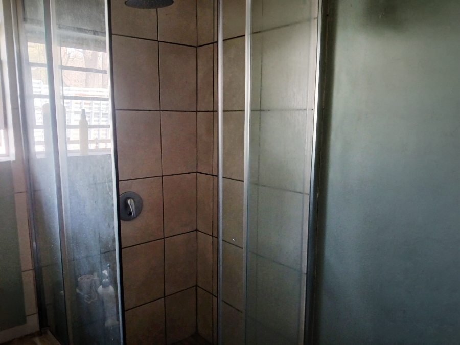 6 Bedroom Property for Sale in Bloubosrand Gauteng