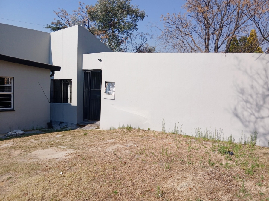 6 Bedroom Property for Sale in Bloubosrand Gauteng