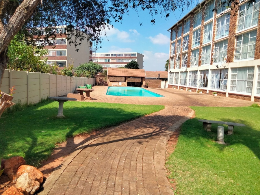To Let 3 Bedroom Property for Rent in Horizon View Gauteng
