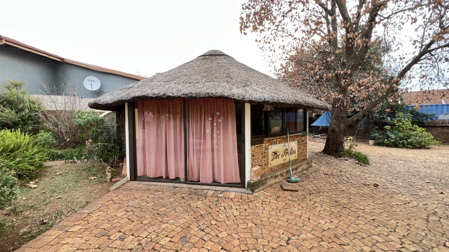 4 Bedroom Property for Sale in Westonaria Gauteng