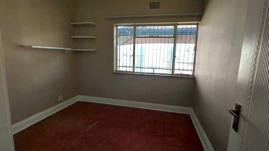 3 Bedroom Property for Sale in Greenhills Gauteng