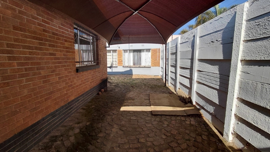 3 Bedroom Property for Sale in Greenhills Gauteng