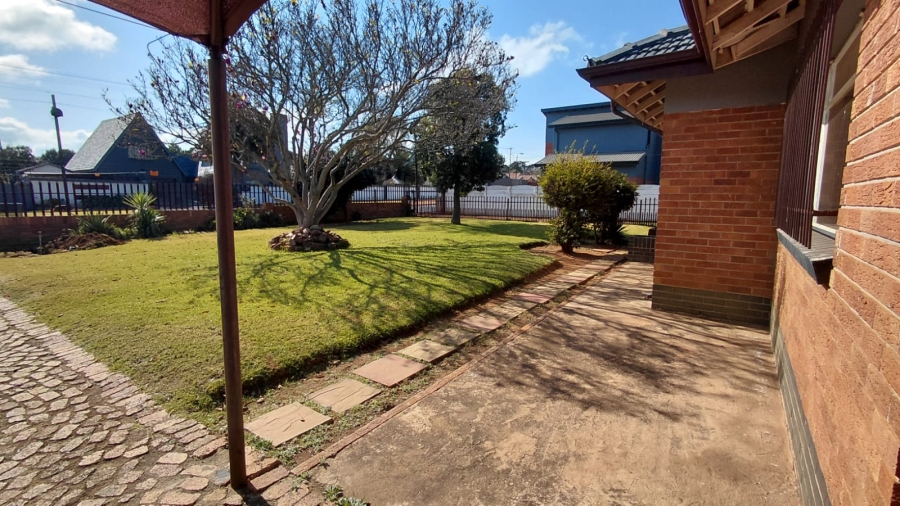3 Bedroom Property for Sale in Greenhills Gauteng