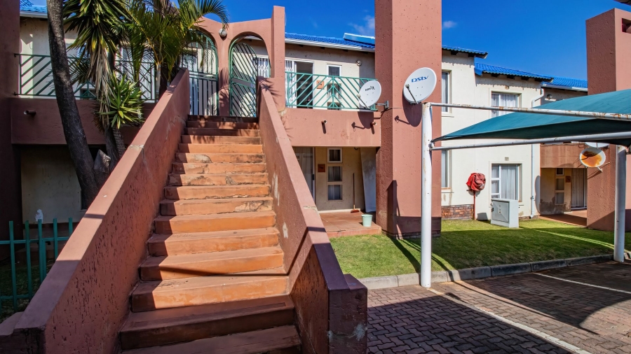 2 Bedroom Property for Sale in Winchester Hills Gauteng