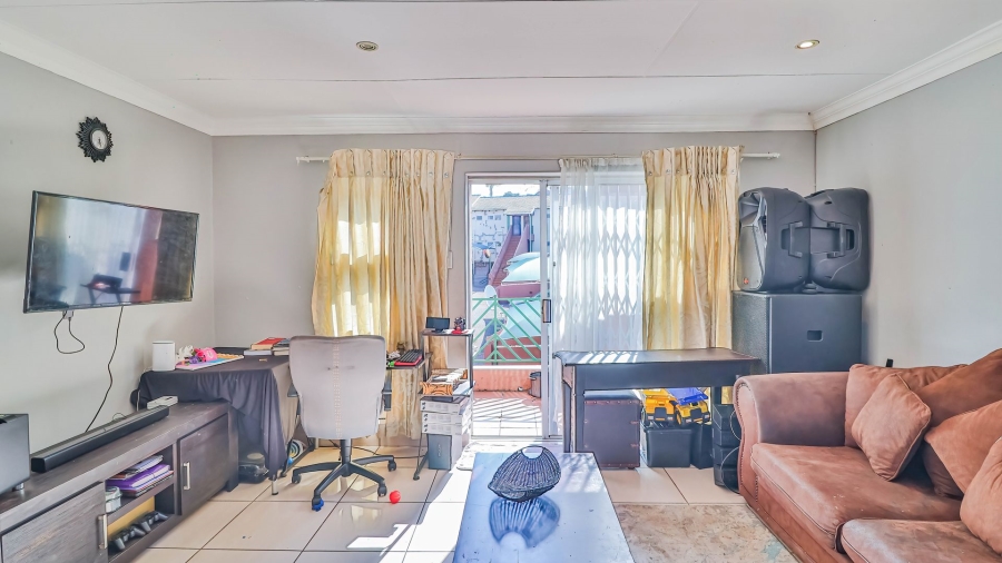 2 Bedroom Property for Sale in Winchester Hills Gauteng