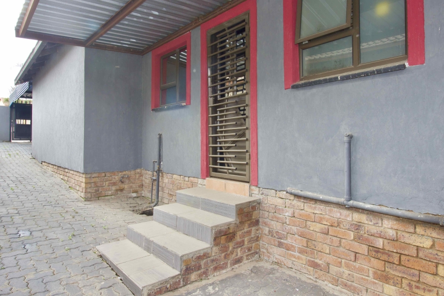 3 Bedroom Property for Sale in Olievenhoutbosch Gauteng