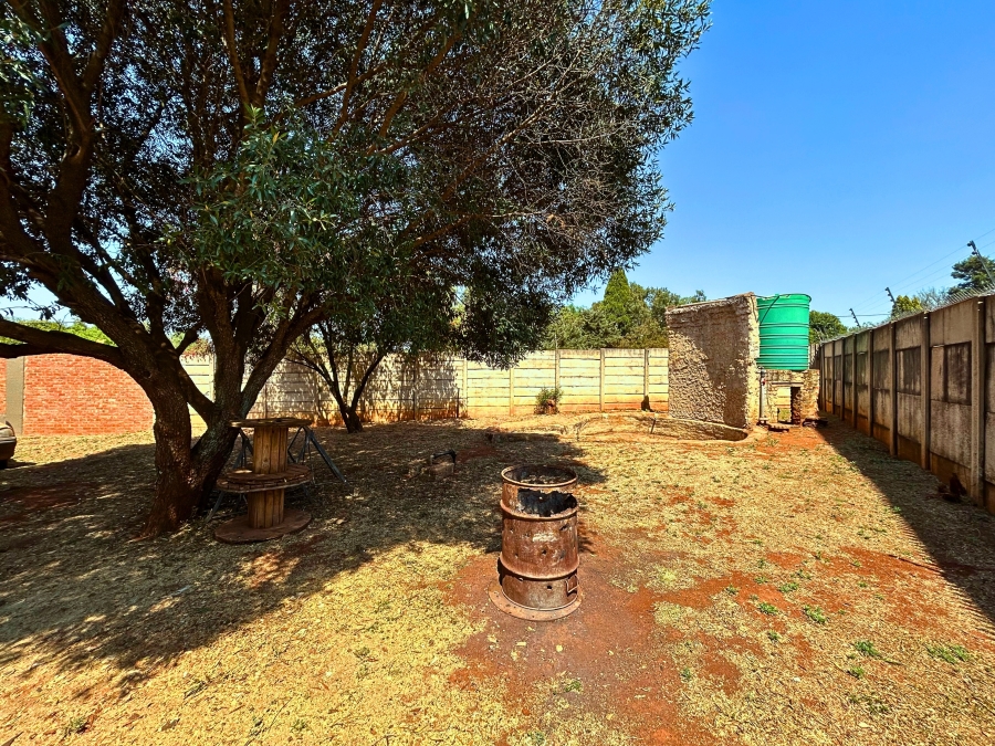 11 Bedroom Property for Sale in Gerardsville Gauteng