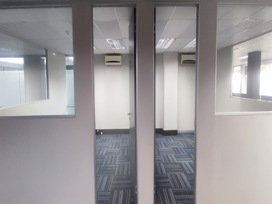 To Let Commercial Property for Rent in Cresta Gauteng