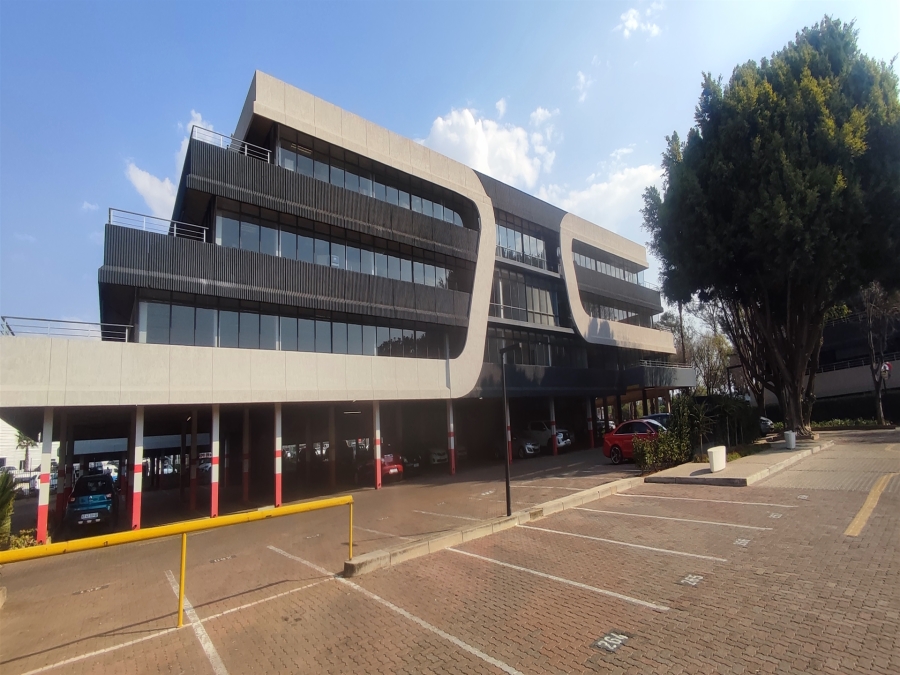 To Let Commercial Property for Rent in Cresta Gauteng