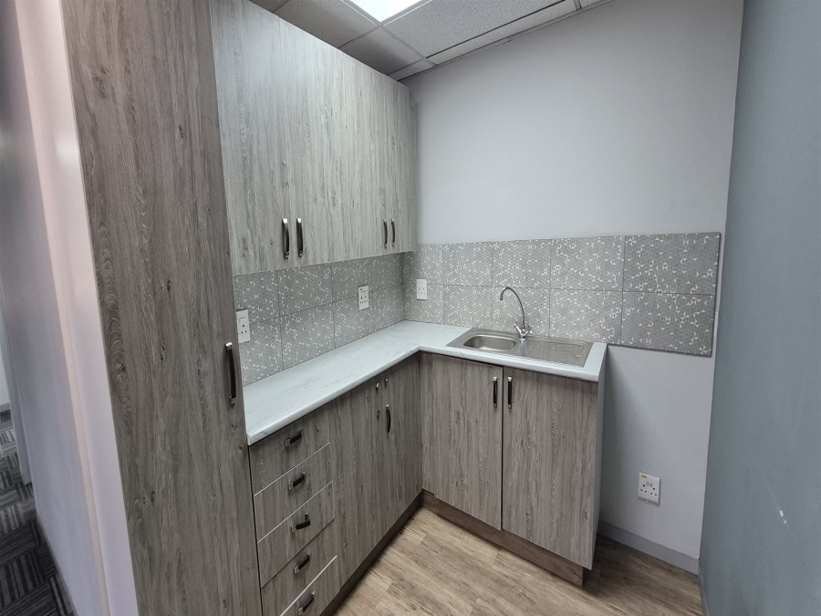 To Let Commercial Property for Rent in Dunkeld West Gauteng