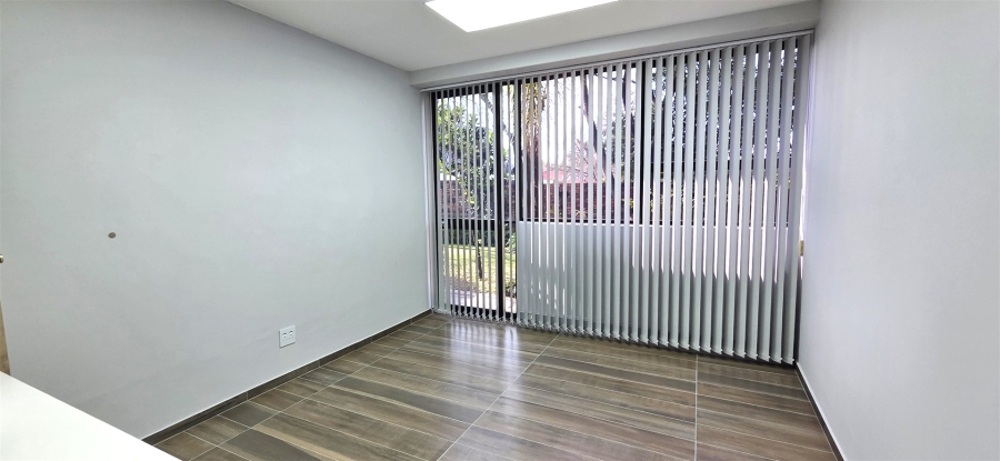 To Let Commercial Property for Rent in Lyme Park Gauteng