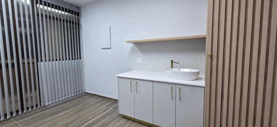 To Let Commercial Property for Rent in Lyme Park Gauteng