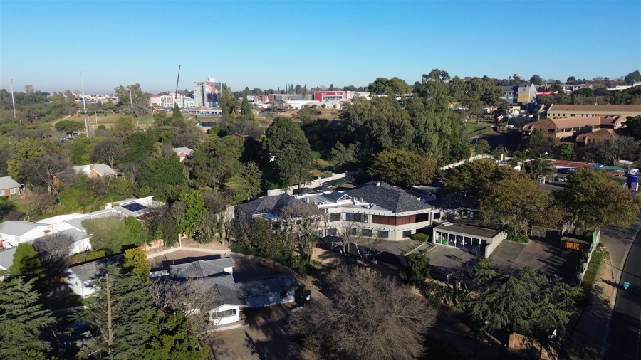 To Let Commercial Property for Rent in Lyme Park Gauteng