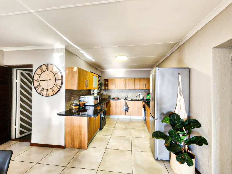 To Let 3 Bedroom Property for Rent in Lynnwood Ridge Gauteng