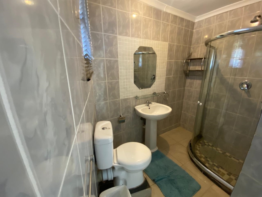 To Let 2 Bedroom Property for Rent in Bryanston Gauteng