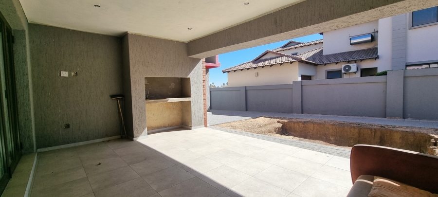 5 Bedroom Property for Sale in Sunward Park Gauteng