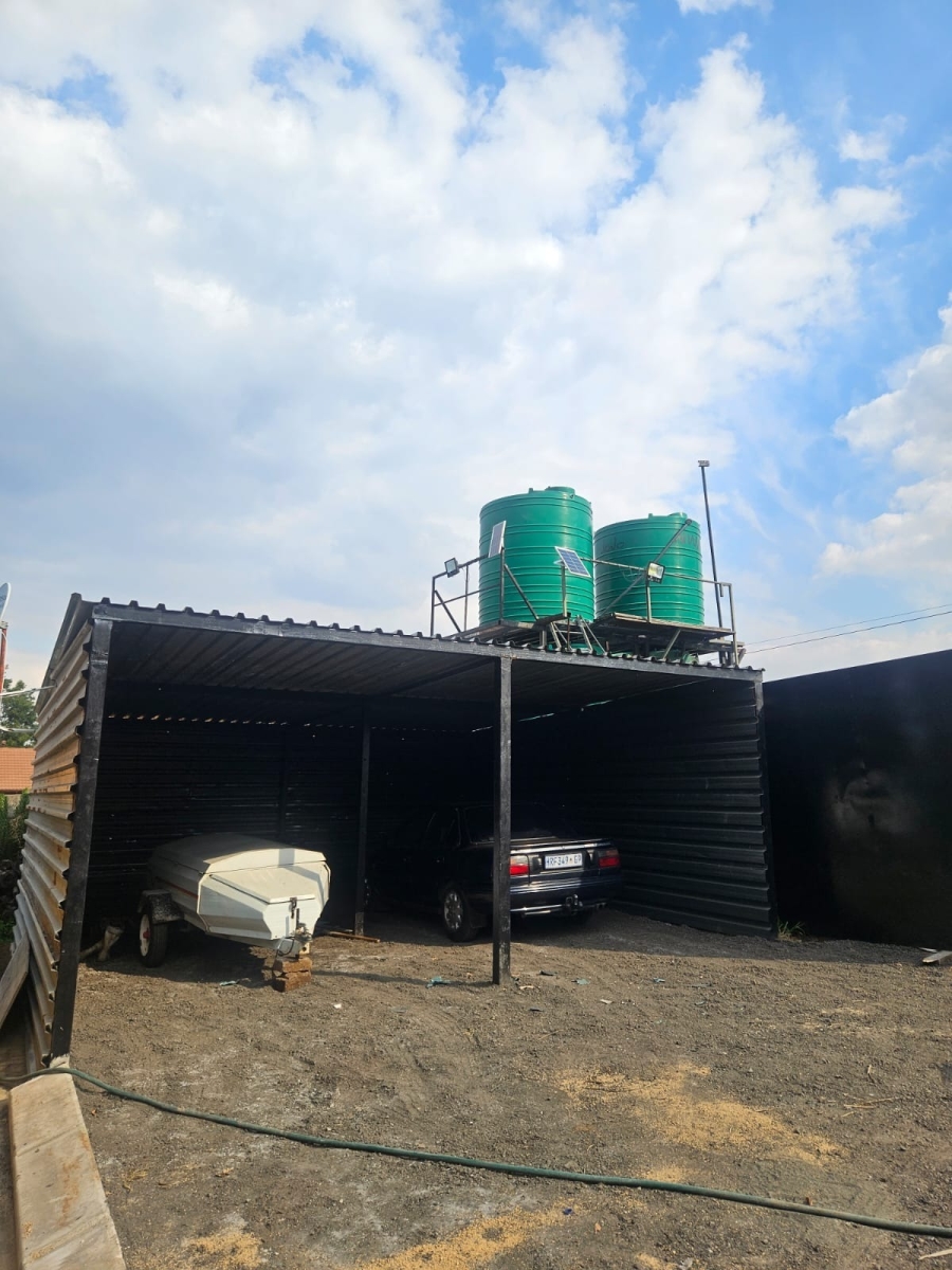 To Let 2 Bedroom Property for Rent in Jatniel Gauteng