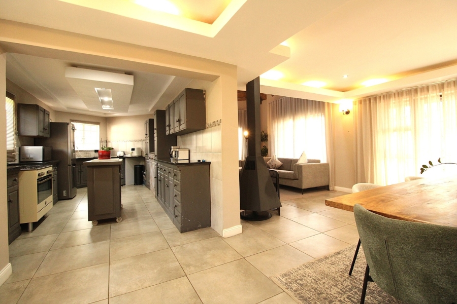 To Let 3 Bedroom Property for Rent in Edenburg Gauteng