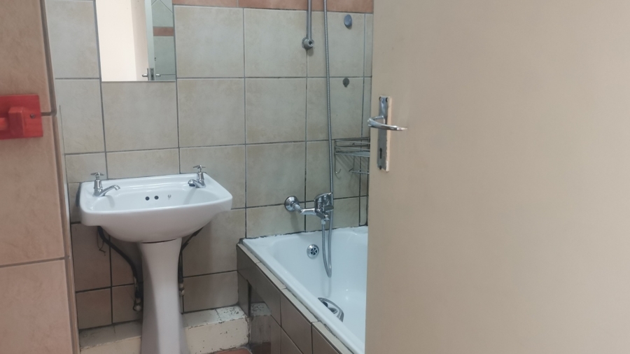 2 Bedroom Property for Sale in Eden Glen Gauteng
