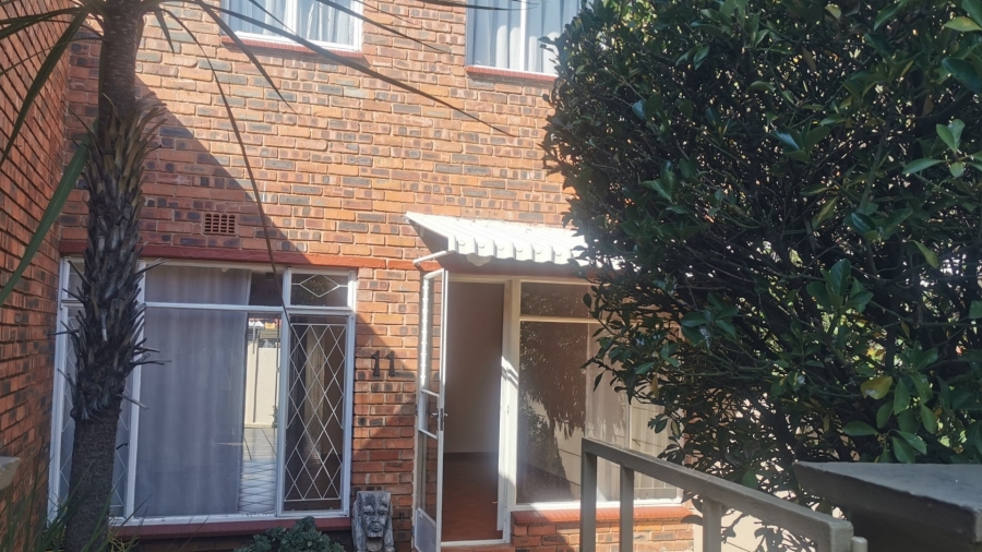 2 Bedroom Property for Sale in Eden Glen Gauteng