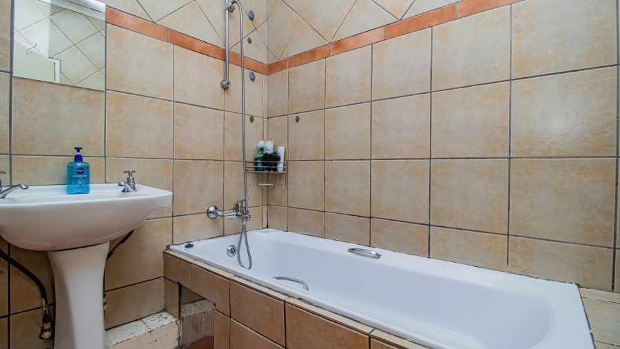 2 Bedroom Property for Sale in Eden Glen Gauteng
