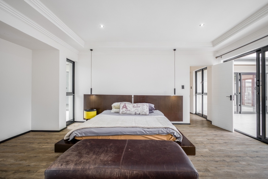 4 Bedroom Property for Sale in Helderfontein Estate Gauteng