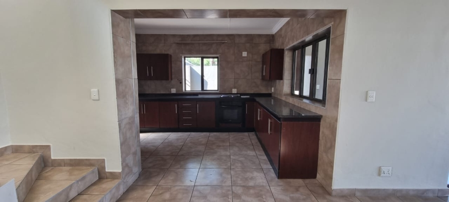 To Let 4 Bedroom Property for Rent in Sable Hills Gauteng