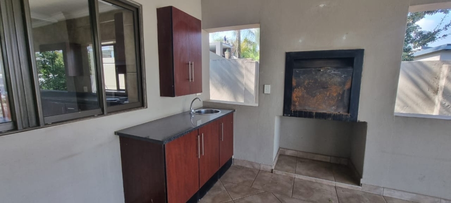 To Let 4 Bedroom Property for Rent in Sable Hills Gauteng
