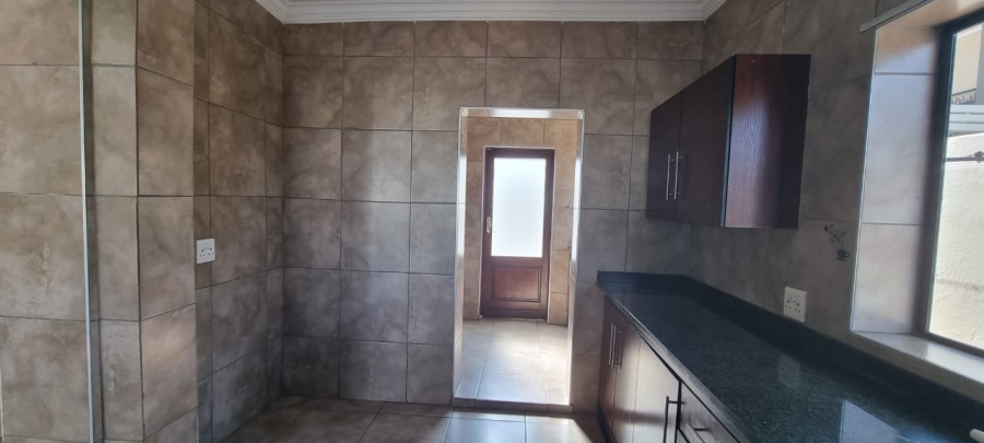 To Let 4 Bedroom Property for Rent in Sable Hills Gauteng
