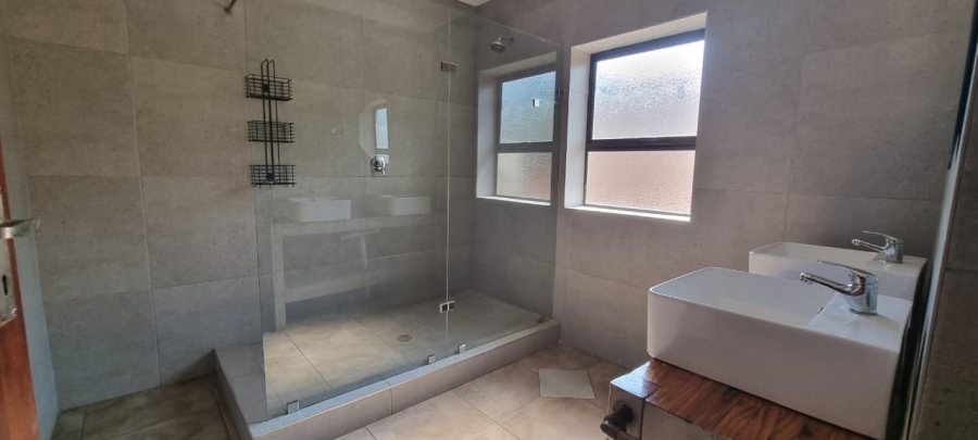 To Let 4 Bedroom Property for Rent in Sable Hills Gauteng