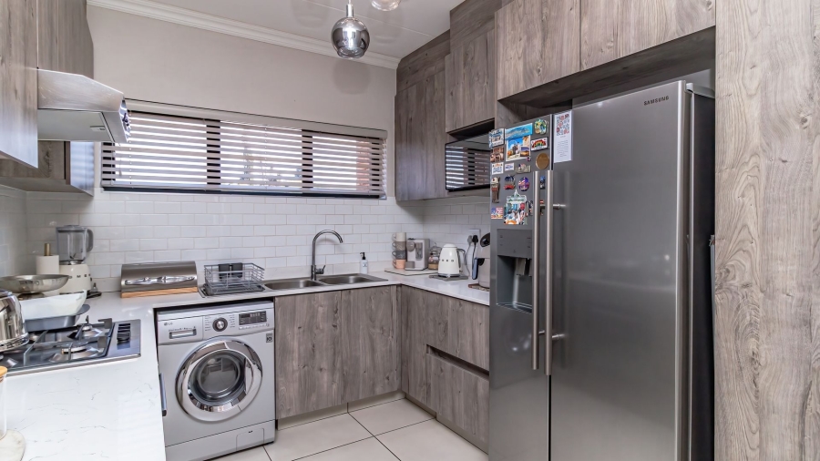 3 Bedroom Property for Sale in Bartlett Gauteng