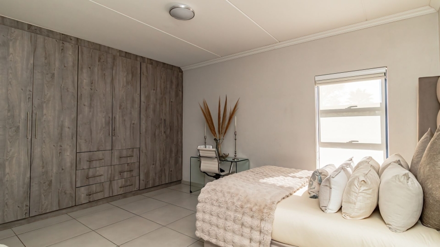 3 Bedroom Property for Sale in Bartlett Gauteng