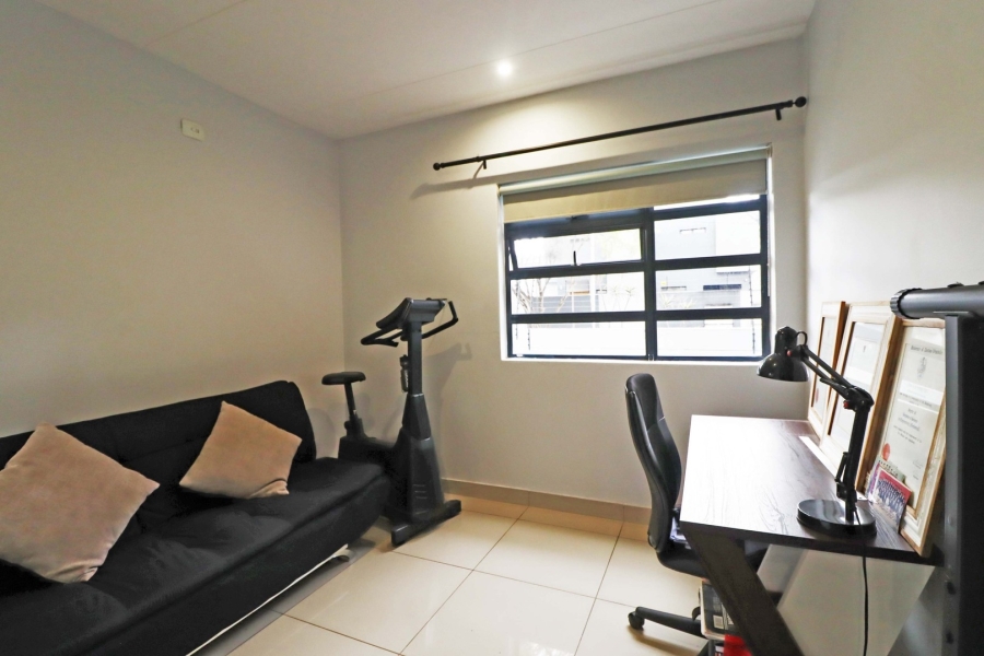 To Let 2 Bedroom Property for Rent in Bryanston Gauteng