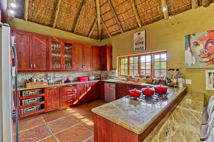 To Let 4 Bedroom Property for Rent in Fourways Gauteng