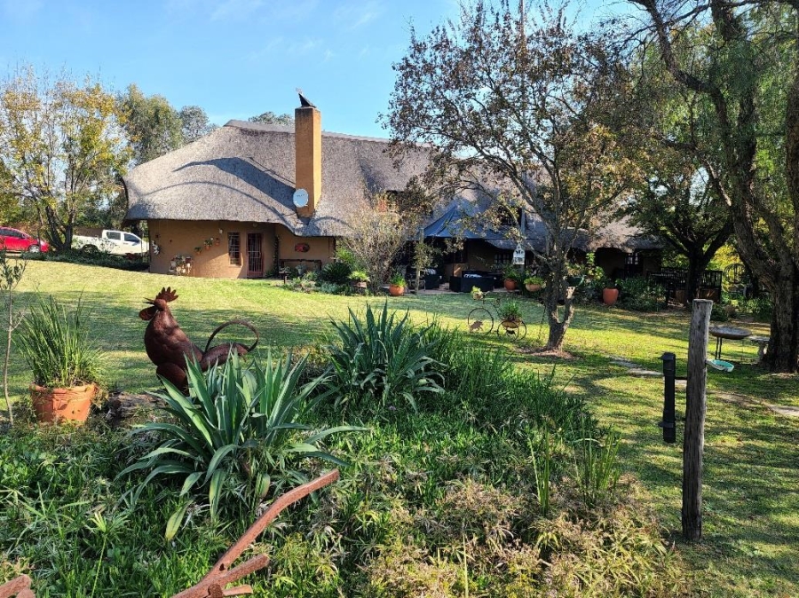 To Let 4 Bedroom Property for Rent in Fourways Gauteng