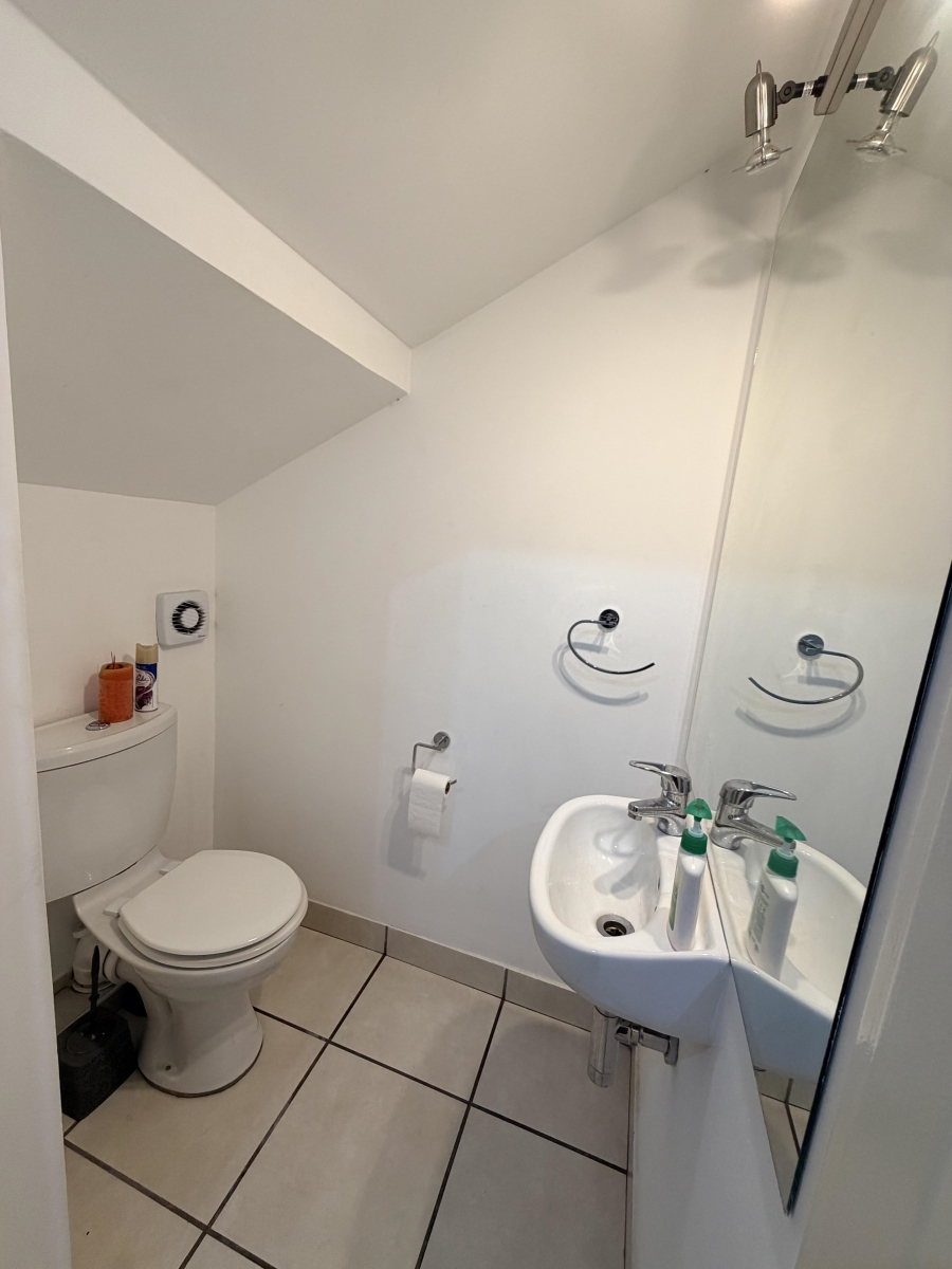 To Let 2 Bedroom Property for Rent in Maroeladal Gauteng