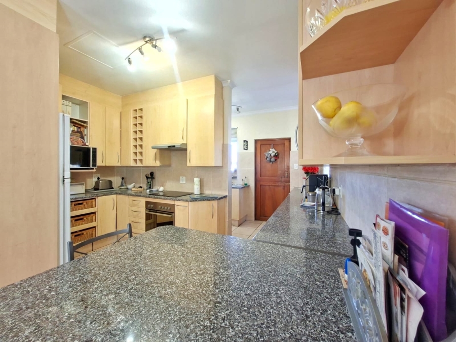 3 Bedroom Property for Sale in Halfway Gardens Gauteng