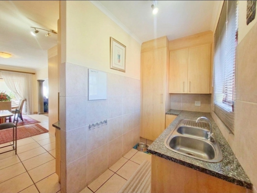 3 Bedroom Property for Sale in Halfway Gardens Gauteng