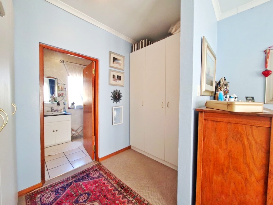 3 Bedroom Property for Sale in Halfway Gardens Gauteng