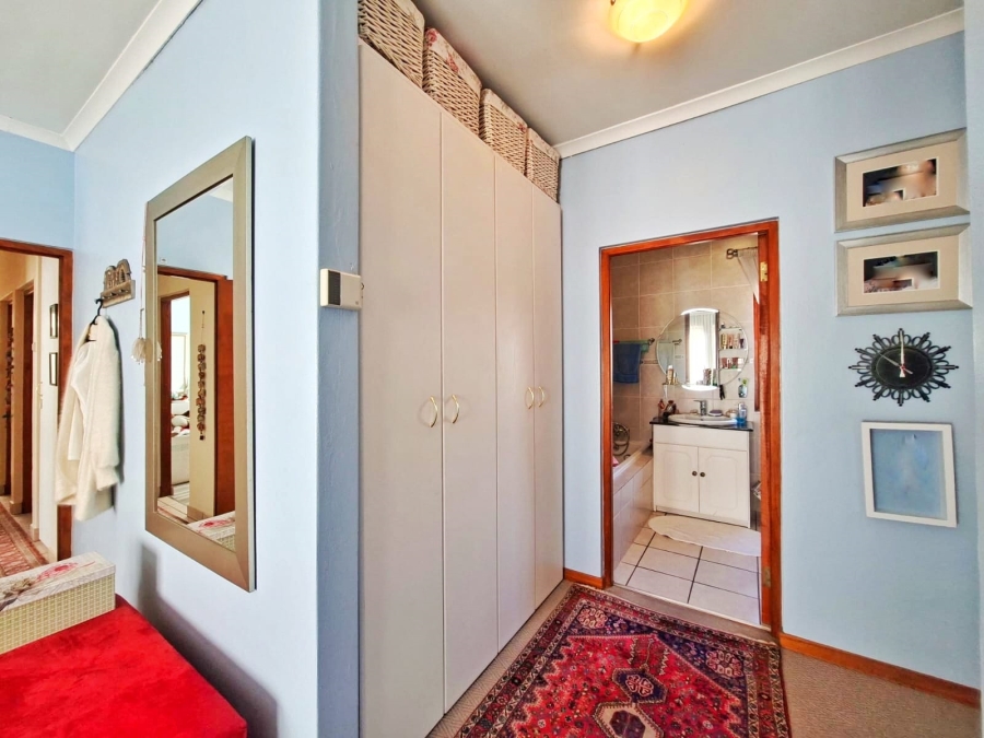 3 Bedroom Property for Sale in Halfway Gardens Gauteng