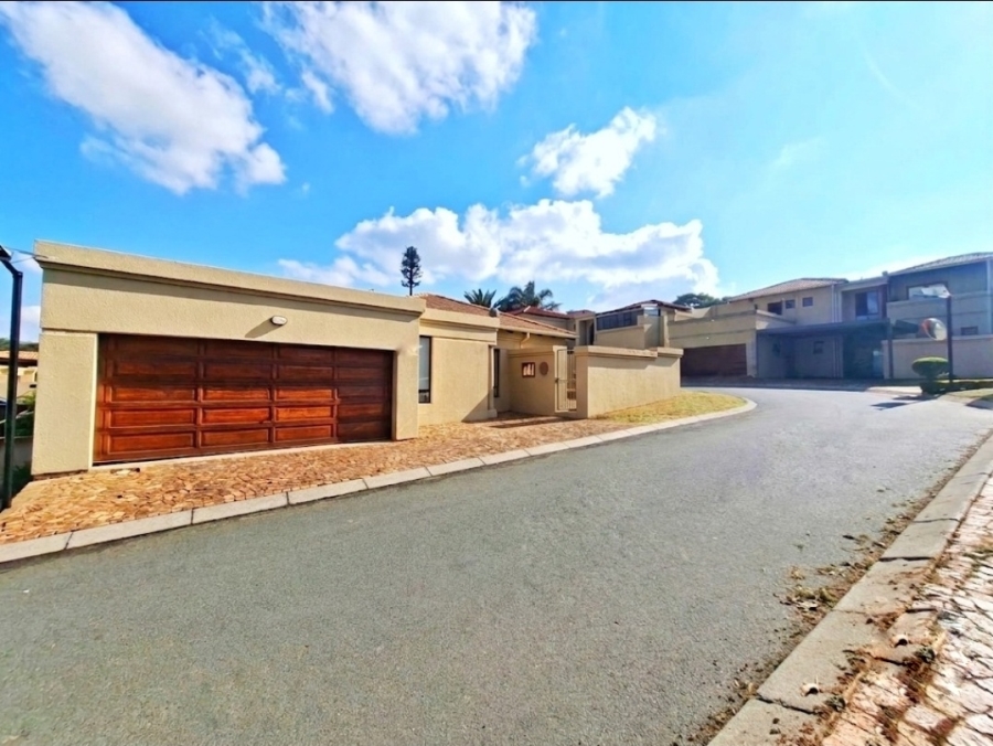 3 Bedroom Property for Sale in Halfway Gardens Gauteng